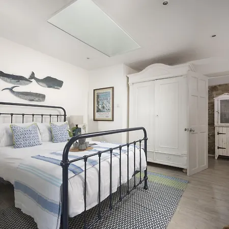 Holiday home Rosehendra